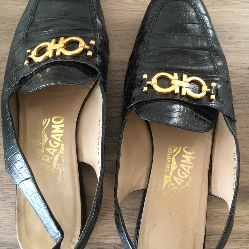 Salvatore Ferragamo Sling Back